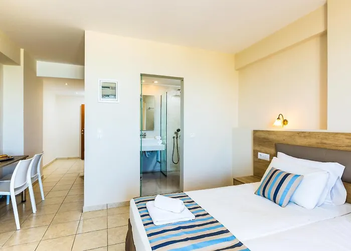 Theo Star Beach Hotel