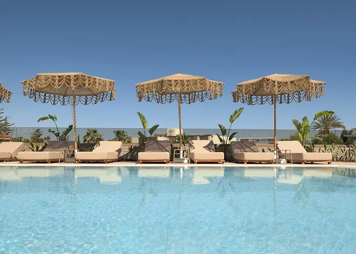 High Beach Resort
